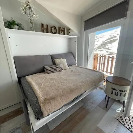 Apartamento Estudio Pie De Pista-vistas-wiffi-netfli Hut 7353